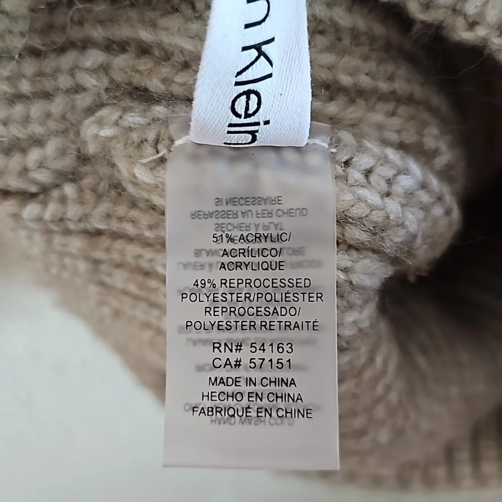 Calvin Klein Scarf & Beanie.
